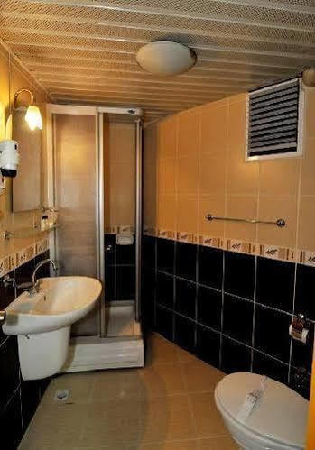 Ilicak Hotel イスタンブール エクステリア 写真